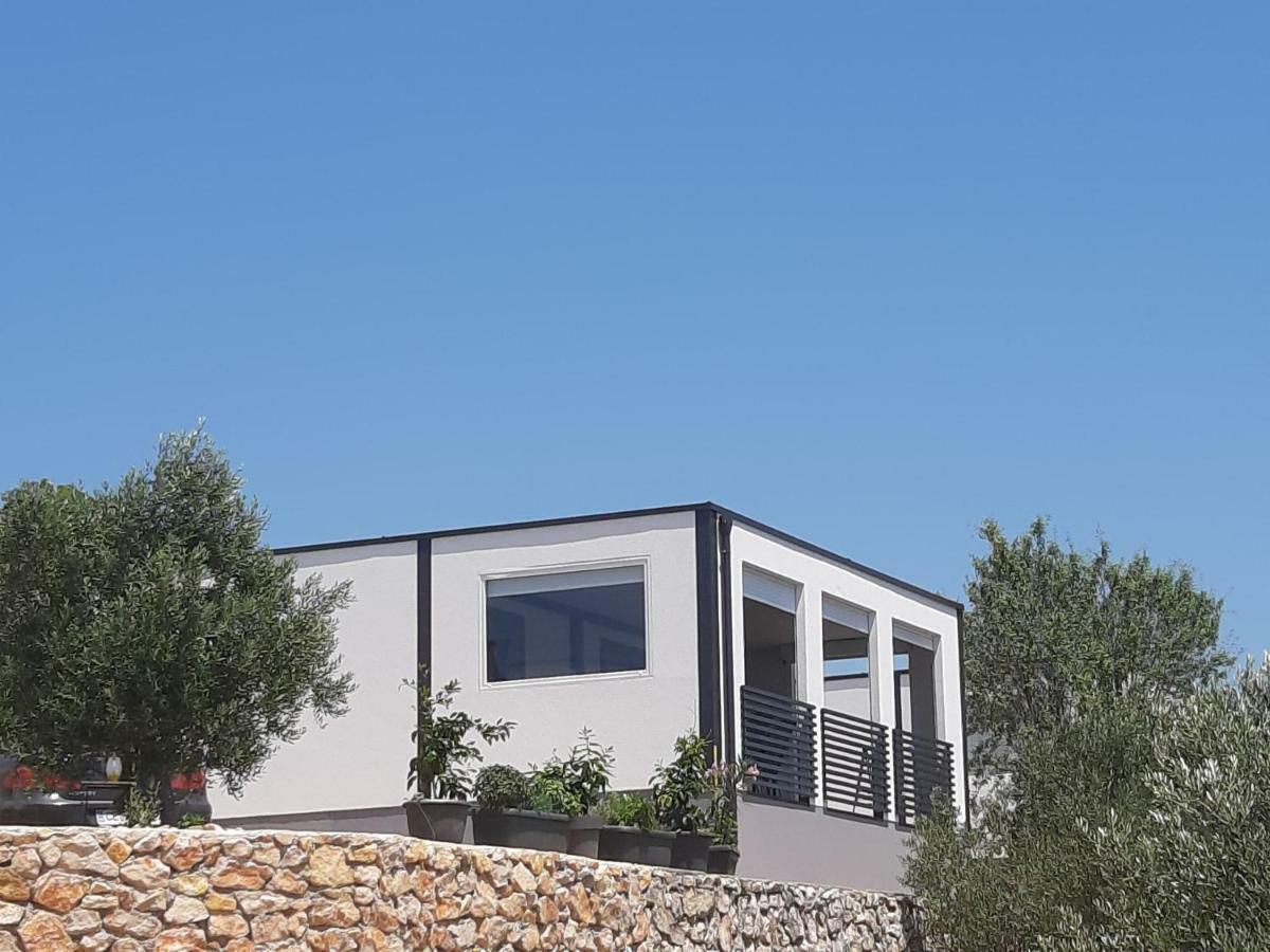Mobile Home Tina Tisno Exteriér fotografie